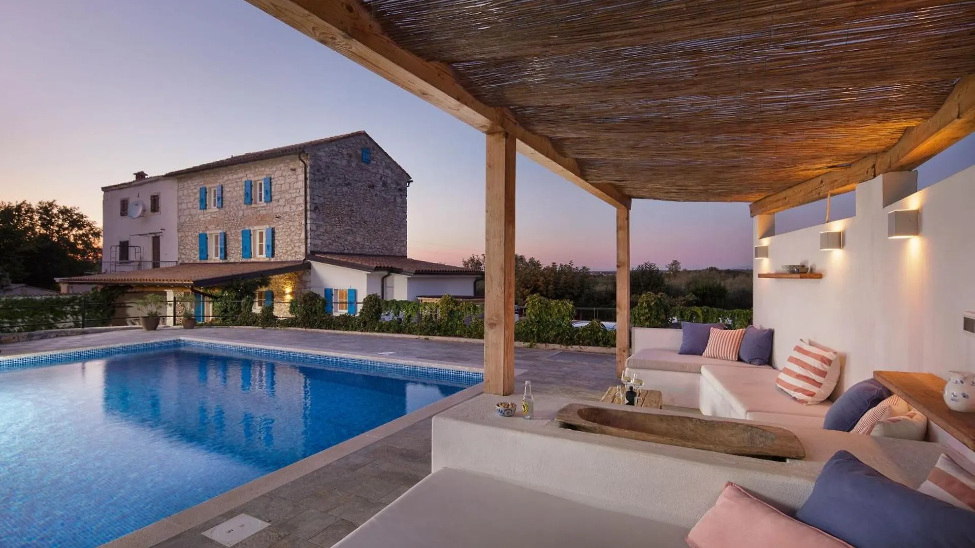Villa Flavia Traditionelles Steinhaus Mit Pool Cepljani